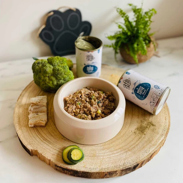 un savoir-faire français lfm brocolotte boite patée pour chien et chat alimentation premium Ariège patée pour chien Lavelanet